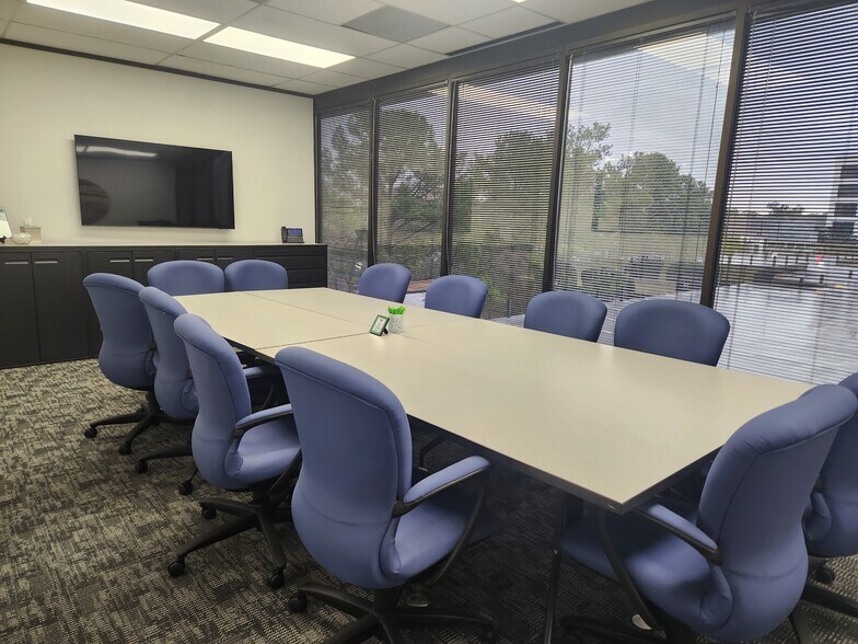 More Photos Of 550 Post Oak Blvd, Houston Office For Lease
