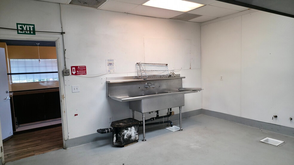 More Photos Of 875-877 Embarcadero Dr, El Dorado Hills Loft Creative Space For Lease