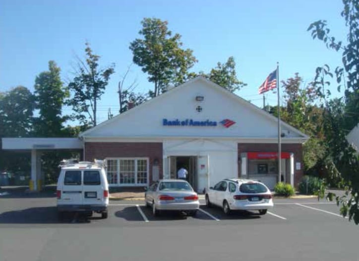 More Photos Of 5 Huntington St, Shelton Bank For Lease