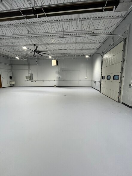 More Photos Of 4457 White Bear Pky, White Bear Lake Industrial For Sale