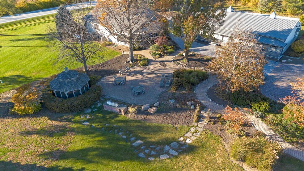 More Photos Of 22962 S Harlem Ave, Frankfort Showroom For Sale