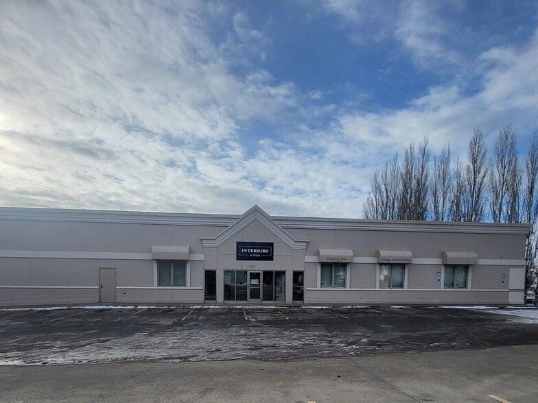 Primary Photo Of 2525 E Rosser Ave, Bismarck Office For Lease