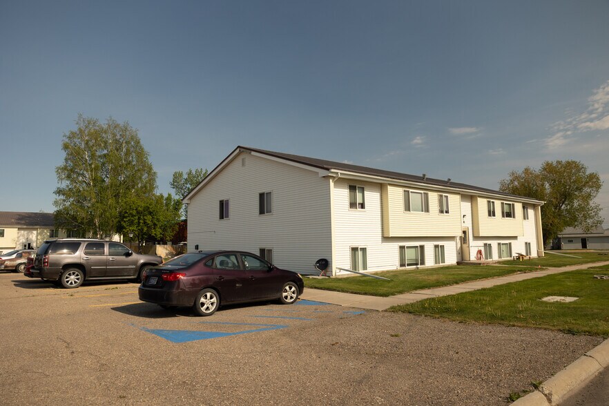 More Photos Of 1000 4th Ave SW, Conrad Apartments For Sale
