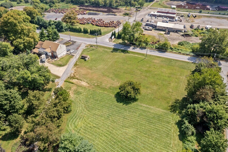 More Photos Of 343 E Baltimore Pike, West Grove General Retail For Lease