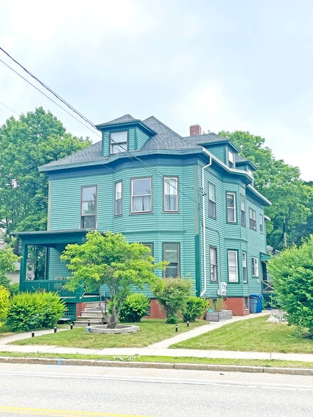 Primary Photo Of 429 Deering Ave, Portland Apartments For Sale