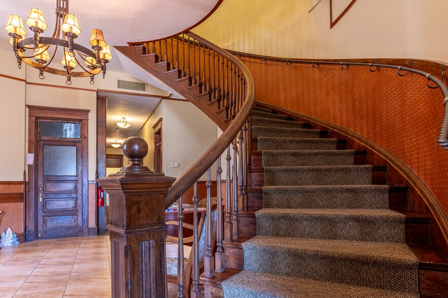 More Photos Of 1 E Apache St, Wickenburg Office For Sale