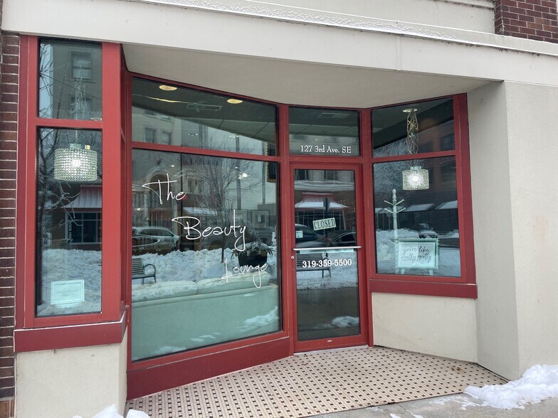 More Photos Of 305 2nd St SE, Cedar Rapids Office Residential For Lease