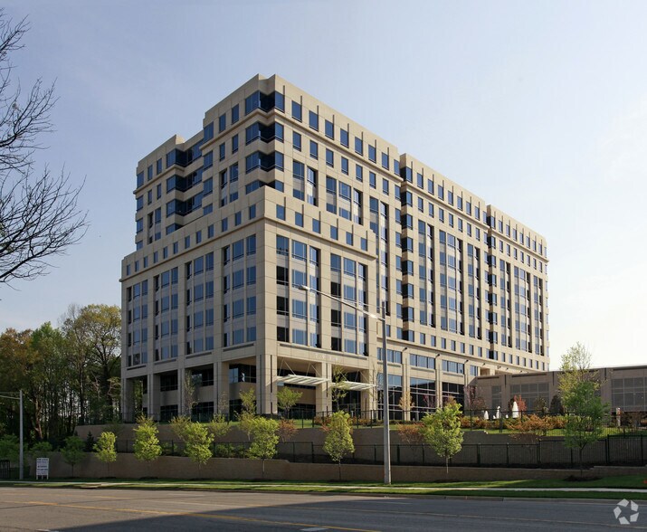 More Photos Of 7930 Jones Branch Dr, McLean Office For Lease