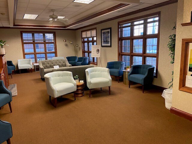 More Photos Of 440 N Koeller St, Oshkosh Medical For Sale