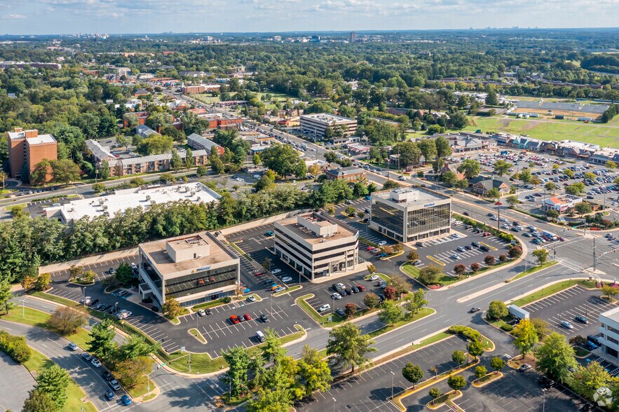 More Photos Of 702 Russell Ave, Gaithersburg Medical For Lease