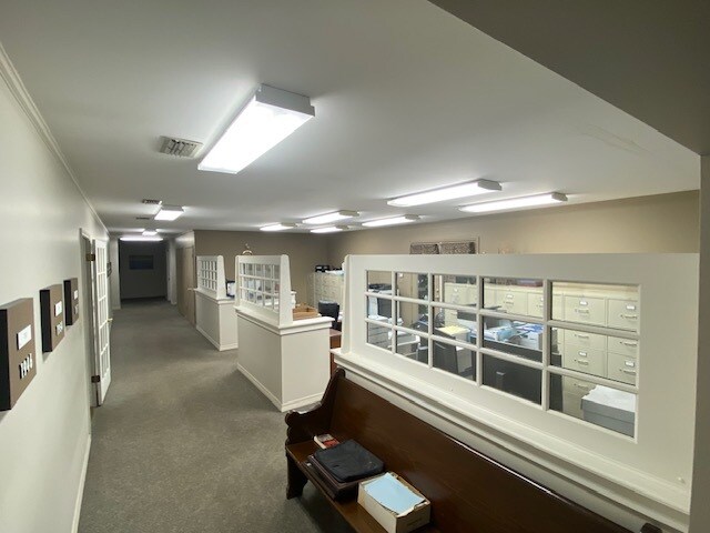 More Photos Of 214 Justice St, Brookhaven Office For Sale