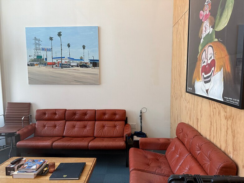 More Photos Of 2500 W 7th St, Los Angeles Office For Sale