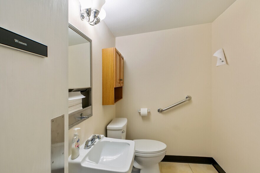 More Photos Of 7000 W 14th Ave, Lakewood Office For Lease