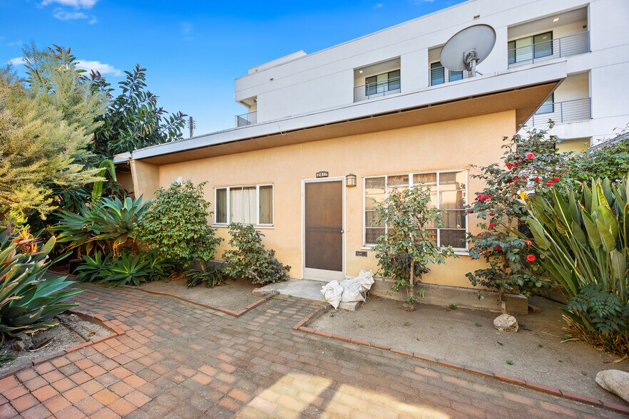 More Photos Of 2415 Griffith Park Blvd, Los Angeles Apartments For Sale