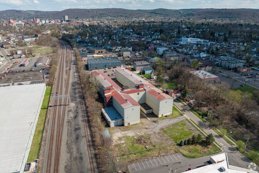 More Photos Of 30 Charlotte St, Binghamton Warehouse For Lease