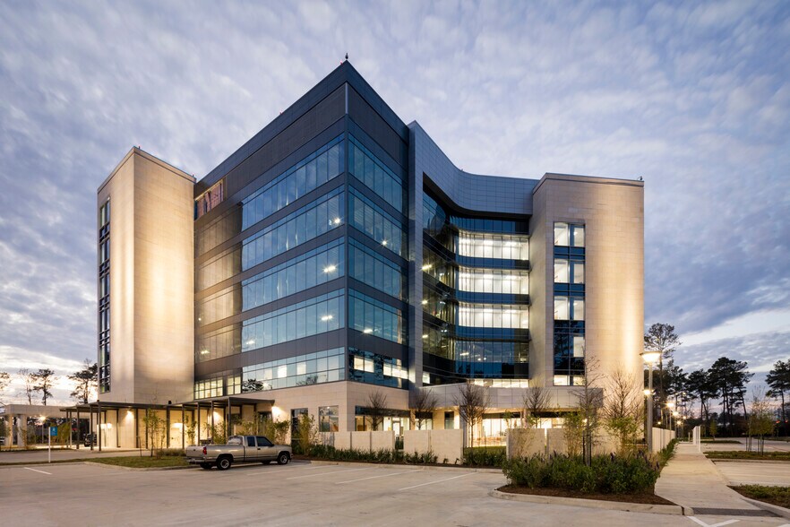 More Photos Of 2255 E Mossy Oaks Blvd, Spring Medical For Lease