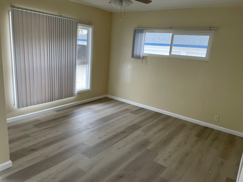 More Photos Of 313 E Hazel St, Inglewood Apartments For Sale