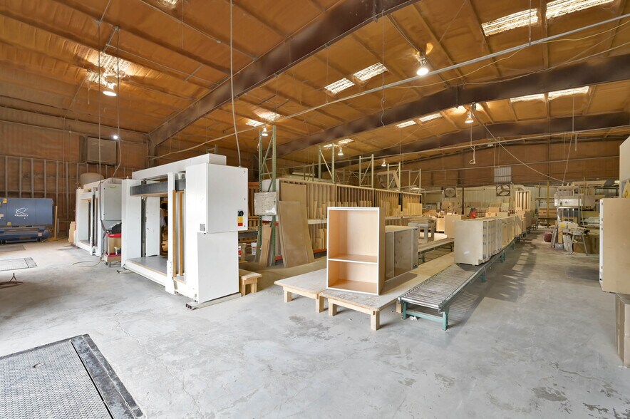 More Photos Of 1720 FM 1960 Rd E, Houston Warehouse For Sale