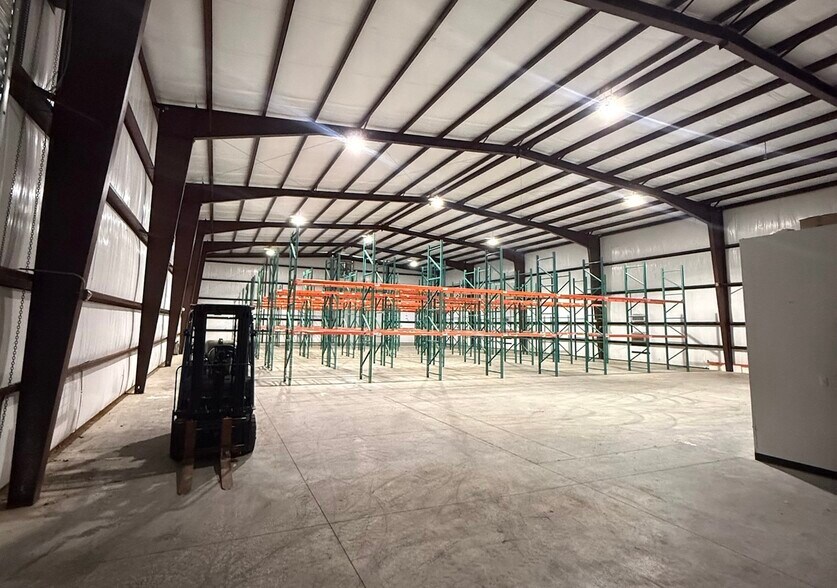 More Photos Of 2830 Industrial Plaza Dr, Tallahassee Industrial For Sale