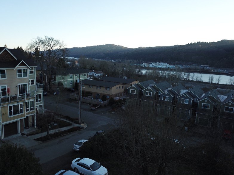 More Photos Of 8305-8313 N Edison St, Portland Land For Sale