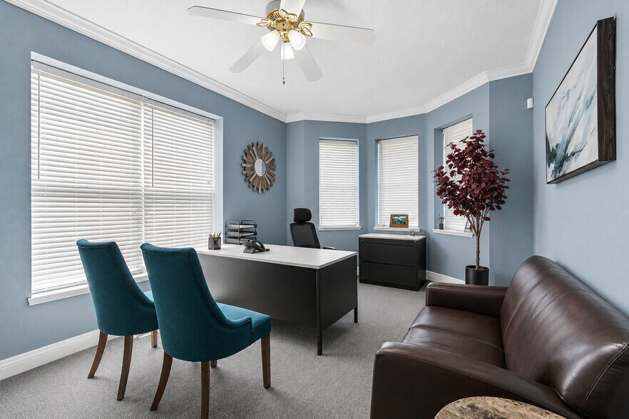 More Photos Of 402 E 7th Ave, Tampa Office For Sale