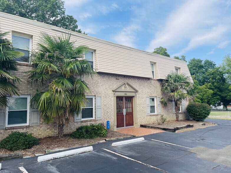 More Photos Of 325 Hall Ln, Pineville Apartments For Sale