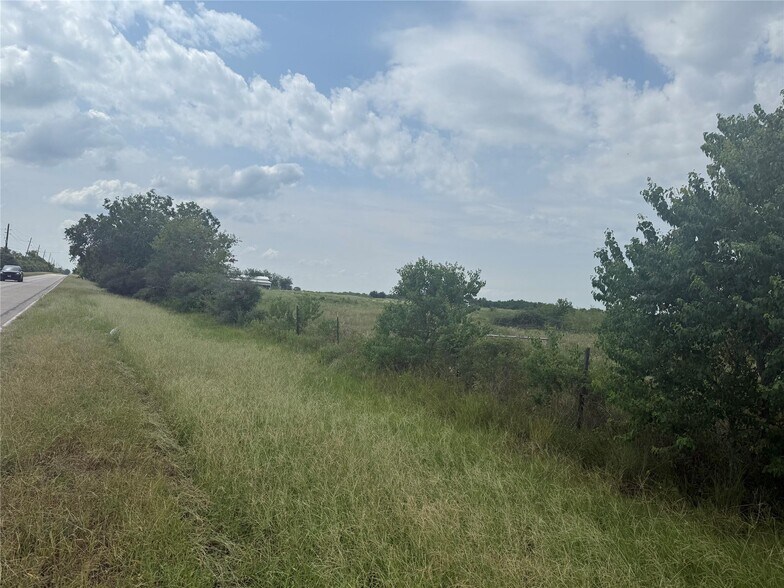 More Photos Of 0 County Road 25 Rd, Damon Land For Sale