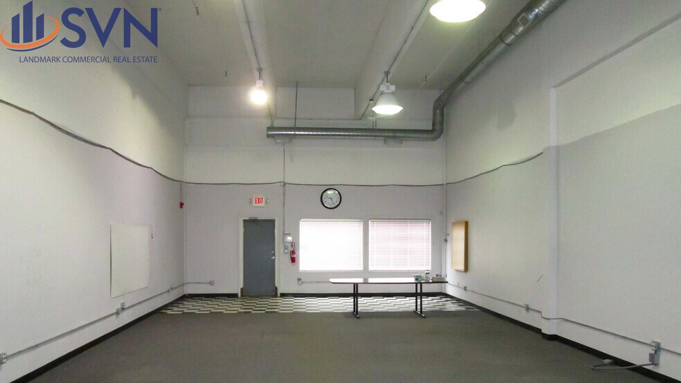 More Photos Of 2000 W Main St, St Charles General Retail For Lease