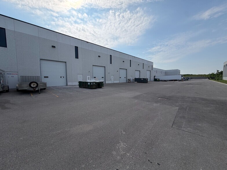 More Photos Of 45 Eric T Smith Way, Aurora Warehouse For Sale