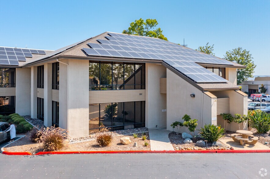 More Photos Of 9150 Chesapeake Dr, San Diego Office For Lease