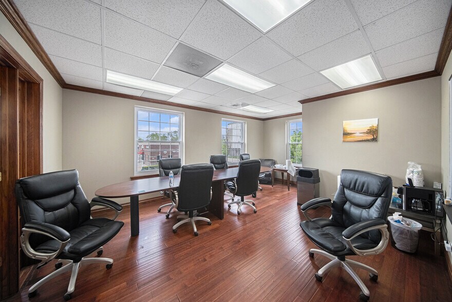 More Photos Of 35540 W Michigan Ave, Wayne Office For Sale
