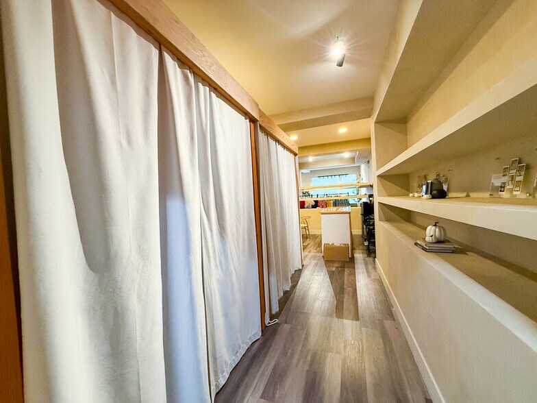 More Photos Of 1331 Washington Ave, Miami Beach Office For Sale