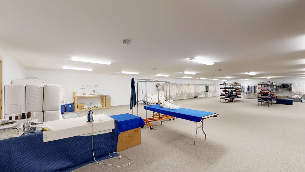 More Photos Of 730 Main St, Oxford Industrial For Lease