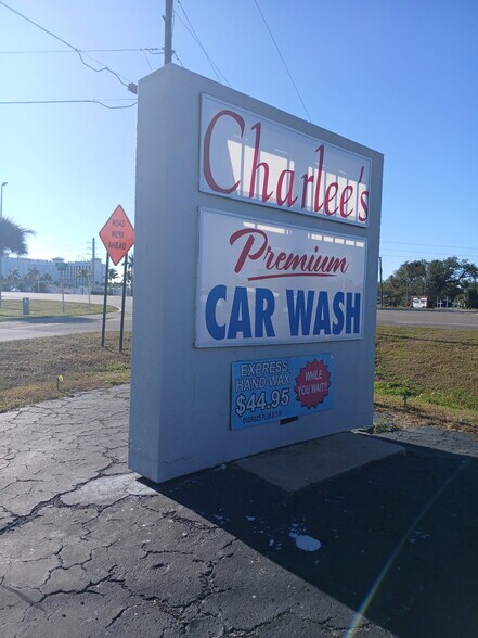 More Photos Of 4732 Tamiami Trl, Port Charlotte General Retail For Sale