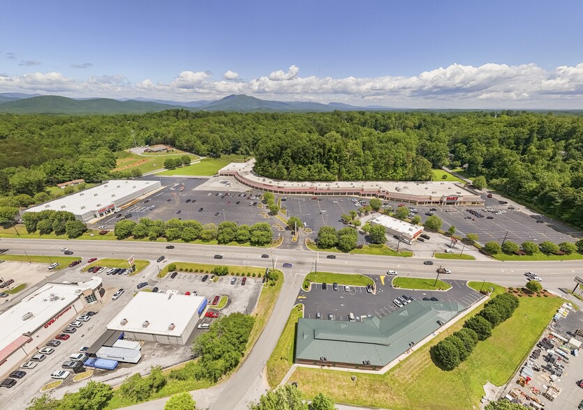 More Photos Of 500 N Main St, Marion Unknown For Lease