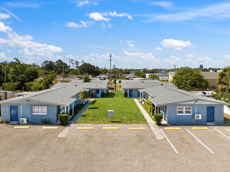 Primary Photo Of 6538 42nd Ave N, Kenneth City Apartments For Sale