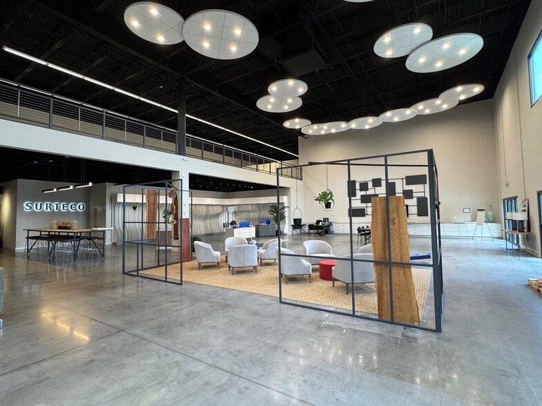 More Photos Of 1330 17th Ave S, Myrtle Beach Showroom For Lease