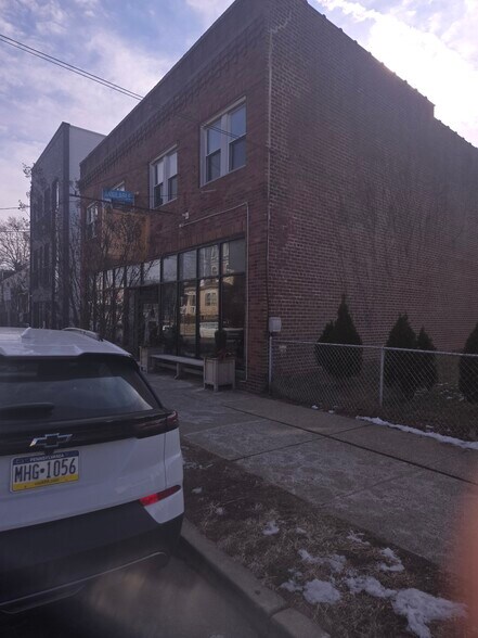 Primary Photo Of 5546-48 Ridge Ave, Philadelphia Apartments For Sale