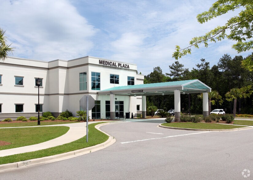 More Photos Of 1010 Medical Center Dr, Hardeeville Medical For Lease