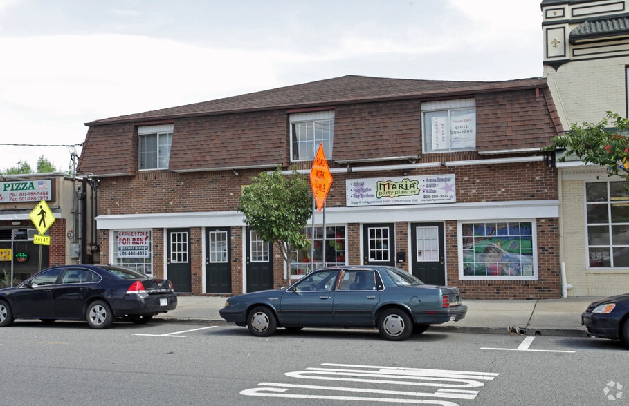 Primary Photo Of 440 A-B Boulevard, Hasbrouck Heights Storefront For Lease