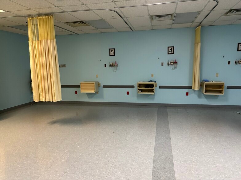 More Photos Of 1500 Lafayette Ave, Moundsville Medical For Lease