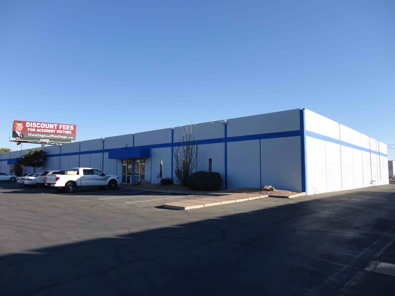 More Photos Of 2625 E University Dr, Phoenix Warehouse For Lease
