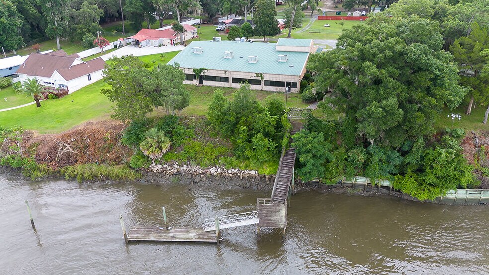 More Photos Of 1224 Buccaneer Club Rd NE, Townsend General Retail For Sale