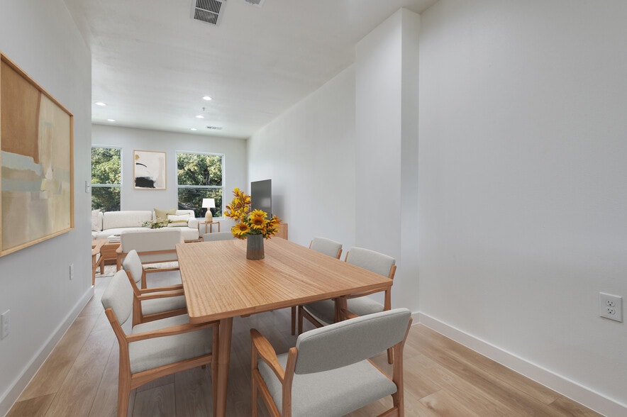 More Photos Of 504 O Connor Rd, Irving Multifamily For Sale