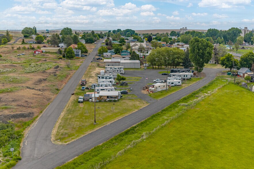 More Photos Of 14 Portland St NW, Wilbur Trailer Camper Park For Sale