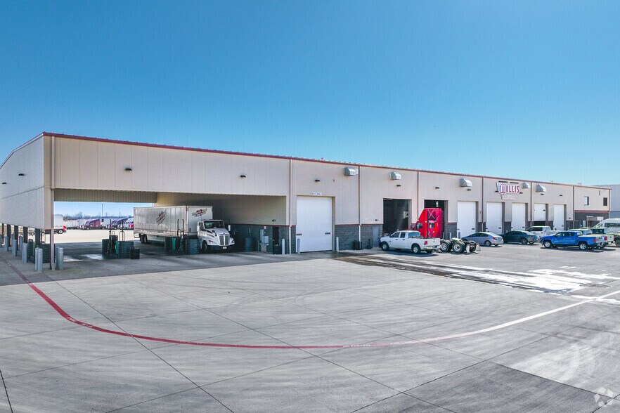 More Photos Of 3501 S Burleson Blvd, Alvarado Truck Terminal For Sale