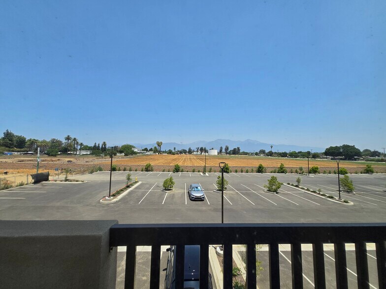 More Photos Of 5624 Philadelphia St, Chino Coworking Space