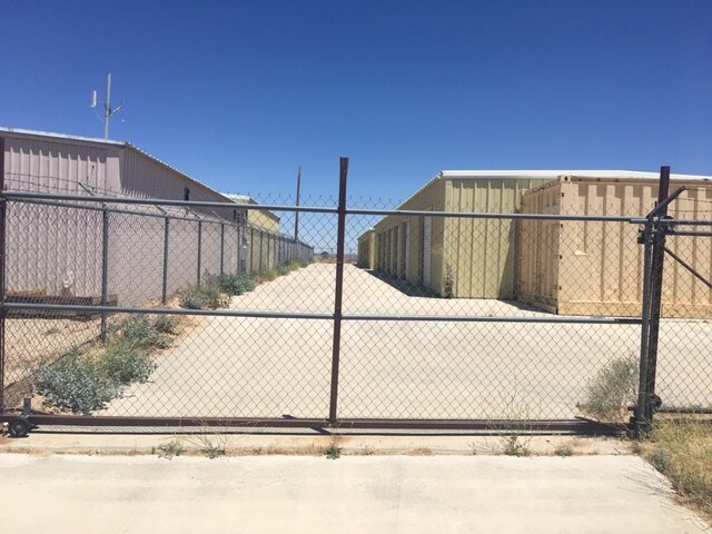 More Photos Of 22510 Curtiss Pl, California City Warehouse For Sale
