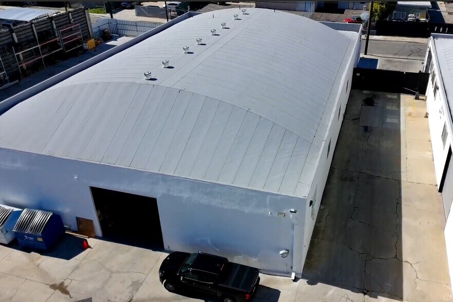 More Photos Of 15206 Grevillea Ave, Lawndale Warehouse For Lease