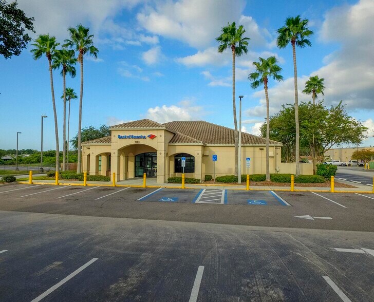 More Photos Of 1080 Keene Rd, Dunedin Bank For Sale